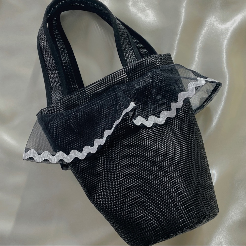 Lotfi Carmen Bucket Bag in Oscuro NWT